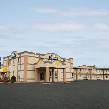 Days Inn By Wyndham Brockville Exteriér fotografie