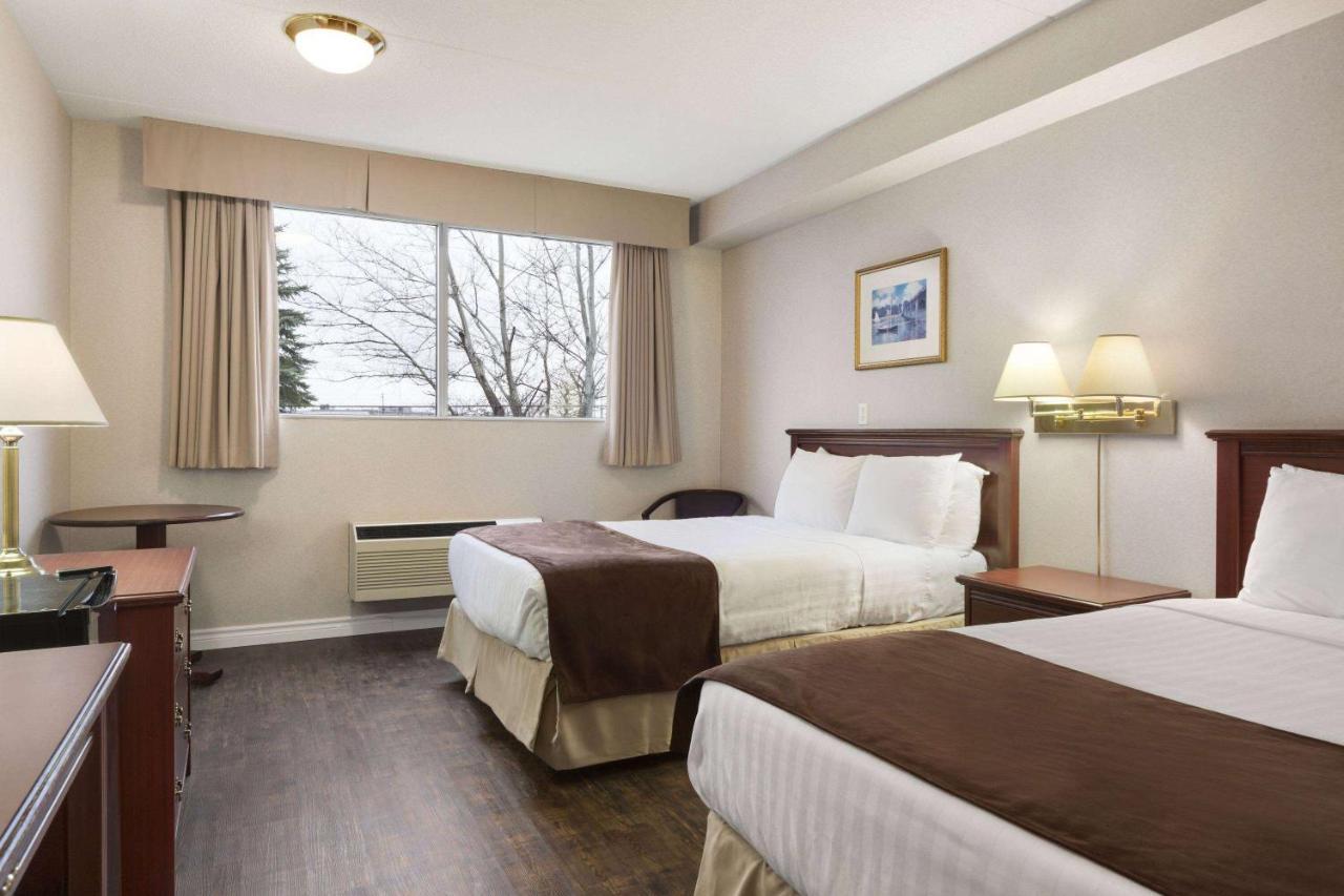 Days Inn By Wyndham Brockville Exteriér fotografie